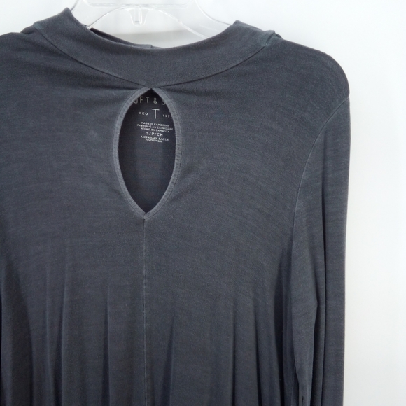 AEO Soft & Sexy Gray Keyhole Long Sleeve Shirt Small American Eagle Outfitters - Picture 8 of 9